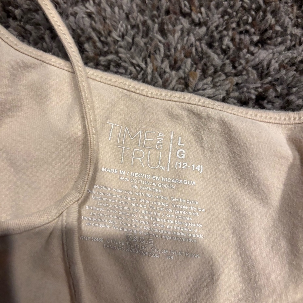 Bundle of Women's Assorted Tank Tops - Picture 5 of 7
